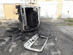 У Богуславі повністю вигоріла автівка вітчизняного виробництва (ФОТО)