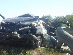 Пожежники з Гребінок врятували водія з залізної пастки