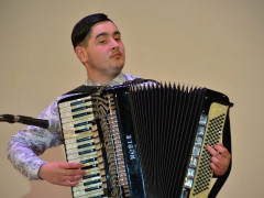 Юний акордеоніст із Гостомеля здобув перемогу на міжнародному фестивалі (ФОТО)