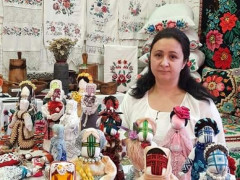 Жителька Ставищенської громади виготовляє унікальні ляльки (ФОТО)