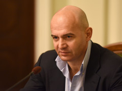 Черговий провал Кононенка: пропрезидентській більшості не вдалося зняти голову Обухівської райради