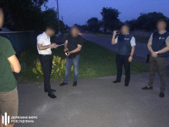 Хабарники в погонах: узинські поліцейські вимагали в наркозалежного гроші за "кришування" (ФОТО)