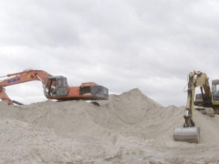 На Фастівщині незаконно видобули 500 тонн піску на 100 млн грн (ВІДЕО)