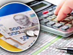 Красиво жити не заборониш: скільки заробляють голови громад Київщини