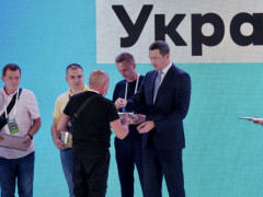 Ветеранам війни з Київщини вручили ключі від нових квартир (ФОТО)