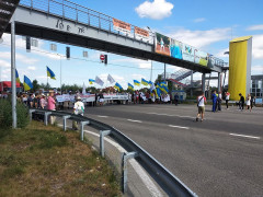 Невідомі особи приїхали в Підгірці мітингувати проти прийняття Генерального плану (ФОТО)