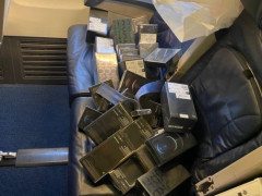 У "Борисполі" знайшли партію замаскованих під сміття контрабандних iPhone