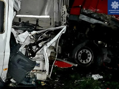 Кількість жертв вранішньої ДТП під Києвом все ще зростає, - ЗМІ