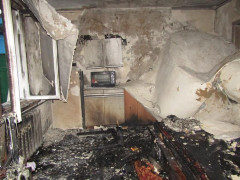 На Вишгородщині чоловік під час конфлікту з дружиною підпалив будинок (ФОТО)