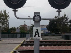 У Білій Церкві місцеві жителі псують залізничний перехід