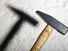 Під Києвом чоловік жорстоко вбив жінку та помістив труп до морозильної камери   