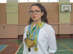 Школярка з Обухівщини стала переможницею у змаганнях з таеквандо  