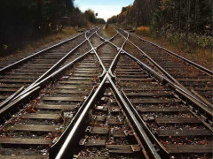 В Ірпені біля залізничних колій знайшли двох дітей