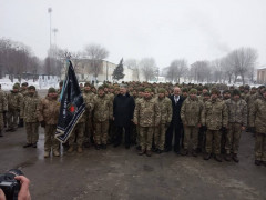  У Білій Церкві президент Порошенко зустрівся із 72-гою ОМБР імені Чорних Запорожців (ФОТО)