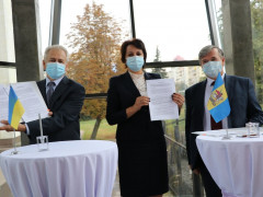 Київська обласна рада підписала угоду про співпрацю з двома університетами (ФОТО)
