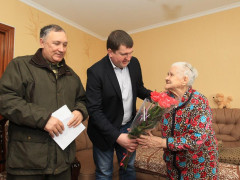 В Ірпені привітали ювілярів-довгожителів