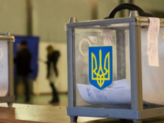  У Кагарлику чоловік втік з виборчої дільниці з бюлетенем (ФОТО) 
