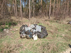 На Васильківщині активісти борються зі сміттям (ФОТО)
