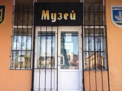 В Ірпінському музеї відкрили виставку вишивок за мотивами творів Кобзаря (ВІДЕО)