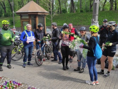 У Києві пройшов мітинг пам’яті загиблої на Броварщині велосипедистки