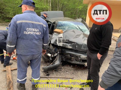 Під столицею сталася серйозна ДТП: постраждала маленька дівчинка (ФОТО)