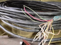 У Таращі за допомогою автомобіля зловмисники намагалися вкрасти кабель (ФОТО)