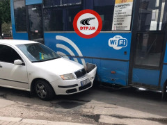 Не поділили дорогу: У Борисполі сталася ДТП за участю маршутки