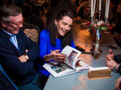Дружина ексміністра Кожари розповіла про ув'язнення чоловіка
