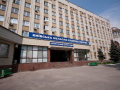 З вікна Київської обласної лікарні викинулася породілля 
