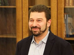 Нардеп Геллер живе у розкішному будинку під Києвом та отримує компенсацію 