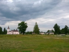 Поліція відкрила провадження проти УПЦ через незаконне розміщення жіночого монастиря в Чорнобильській зоні