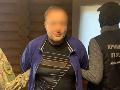 У Гатному зломисники викрали з авто 900 тис грн (ВІДЕО)
