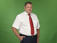 На Київщині директор коледжу змушує студентів працювати на фермі (ВІДЕО)