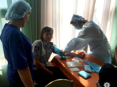 У Вишгороді працівники поліції стали донорами крові 