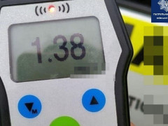На Київщині патрульні затримали 52-річного нетверезого водія без прав