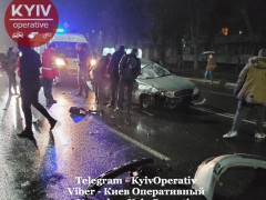 У Боярці іномарка на швидкості протаранила вантажівку (ФОТО)