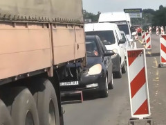 Траса Київ — Бориспіль стоїть у пекельних заторах через ремонт (ВІДЕО)