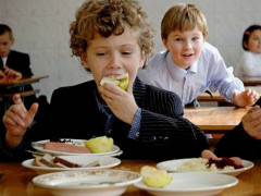 На Київщині реалізуються пілотні проєкти щодо харчування в школах