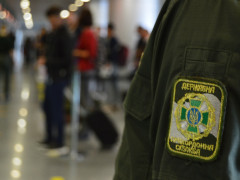 У "Борисполі" затримали іноземця з дев’ятьма валізами елітного одягу (ФОТО)