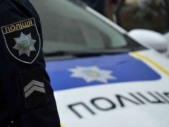 У Борисполі водій вантажівки спочатку порушив ПДР, а потім намагався "відкупитися" хабарем