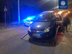 На Київщині працівники зупинили водія, який перебував у стані наркотичного сп’яніння  