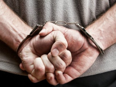 Бориспільські правоохоронці оперативно затримали вуличних грабіжників (ФОТО)