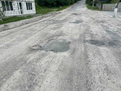 ФОТО ДНЯ: у селі Ставищенської громади "відремонтували" дорогу