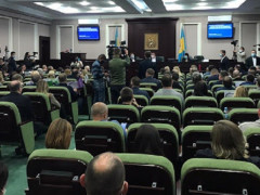 Пленарне засідання сесії Київської обласної ради знову перенесли (ДОКУМЕНТ)