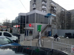 Збережемо планету: в Обухові відкрили станцію для зарядки електрокарів     