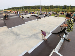 В Ірпені за кошти міського бюджету відкрили сучасний скейт-парк (ФОТО)