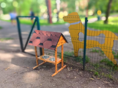 Турбота про чотирилапих: в ірпінському парку встановили поїлку для собак (ВІДЕО)