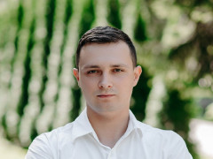 В Обухові невідомий з ножем напав на кандидата в депутати