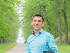 У Білій Церкві активісти викликають поліцію до водіїв, які паркуються в неналежних місцях