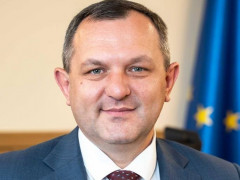 Київщина отримала 42 нові автомобілі екстреної медичної допомоги
